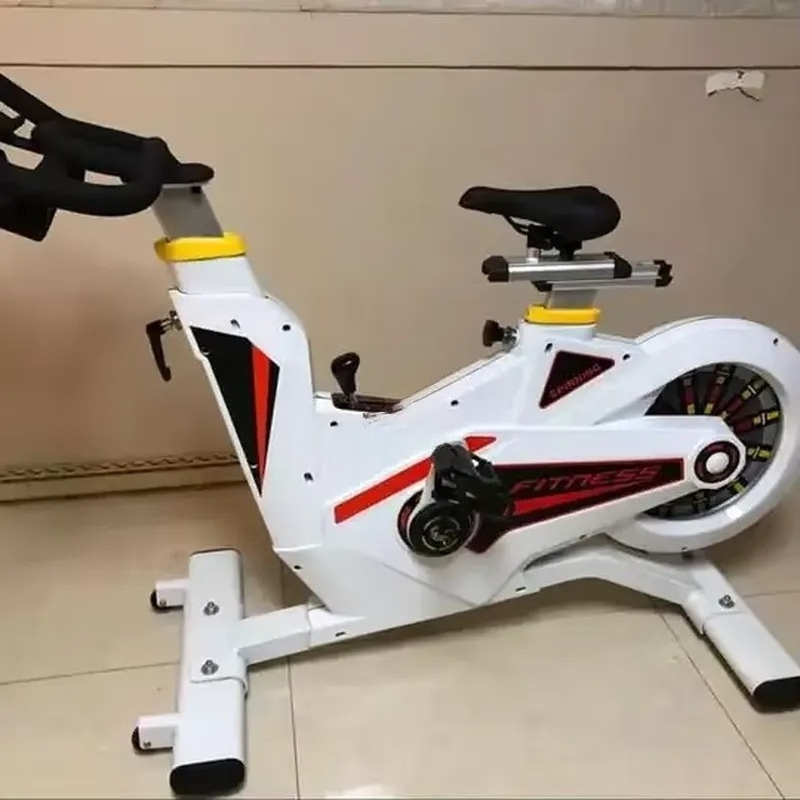 Profesjonalny rower spinningow – Home Gym Equipments recenzja i cena