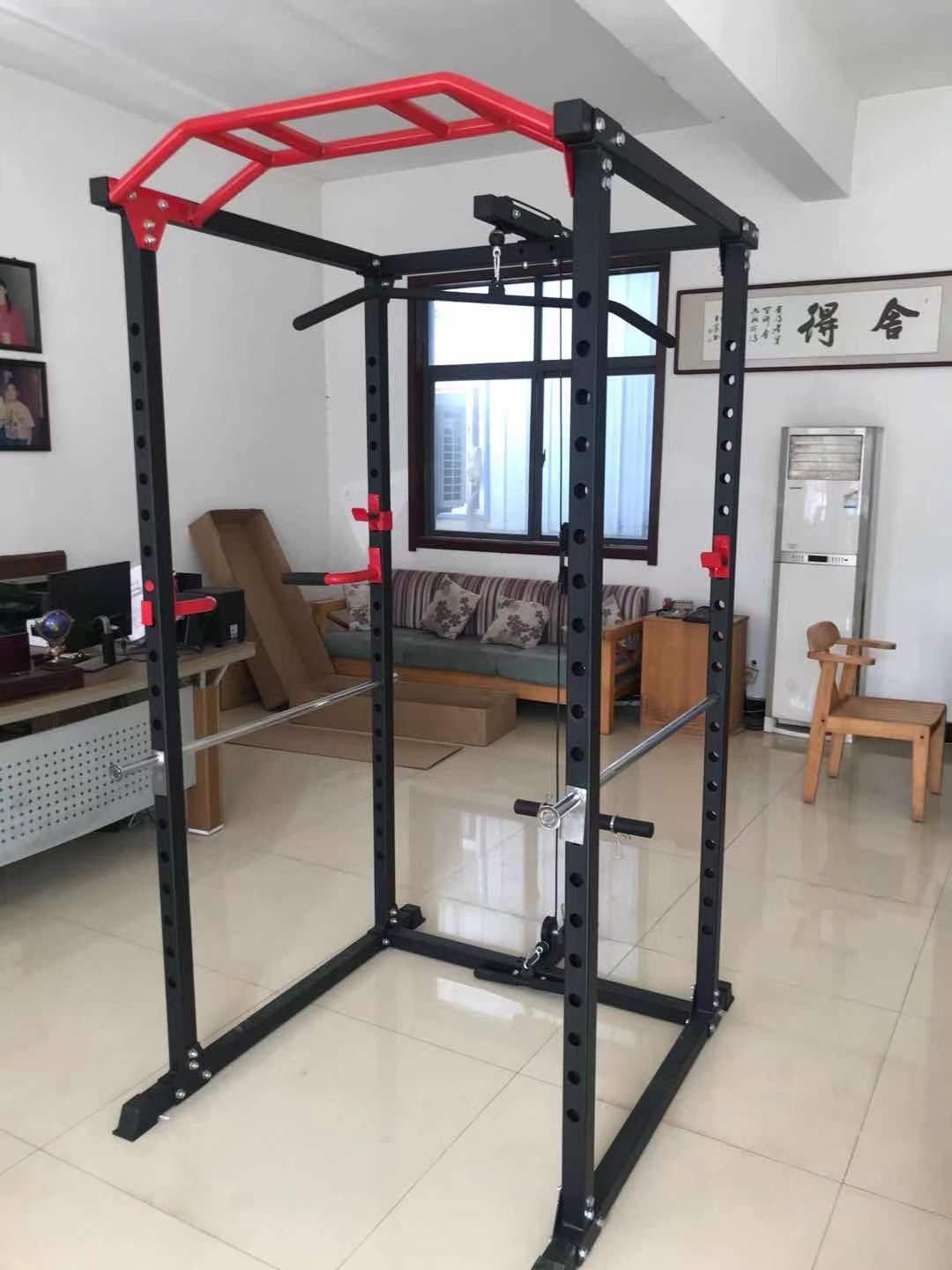 Nowoczesny sprzęt do ćwiczeń w – Home Gym Leg Machine recenzja i cena