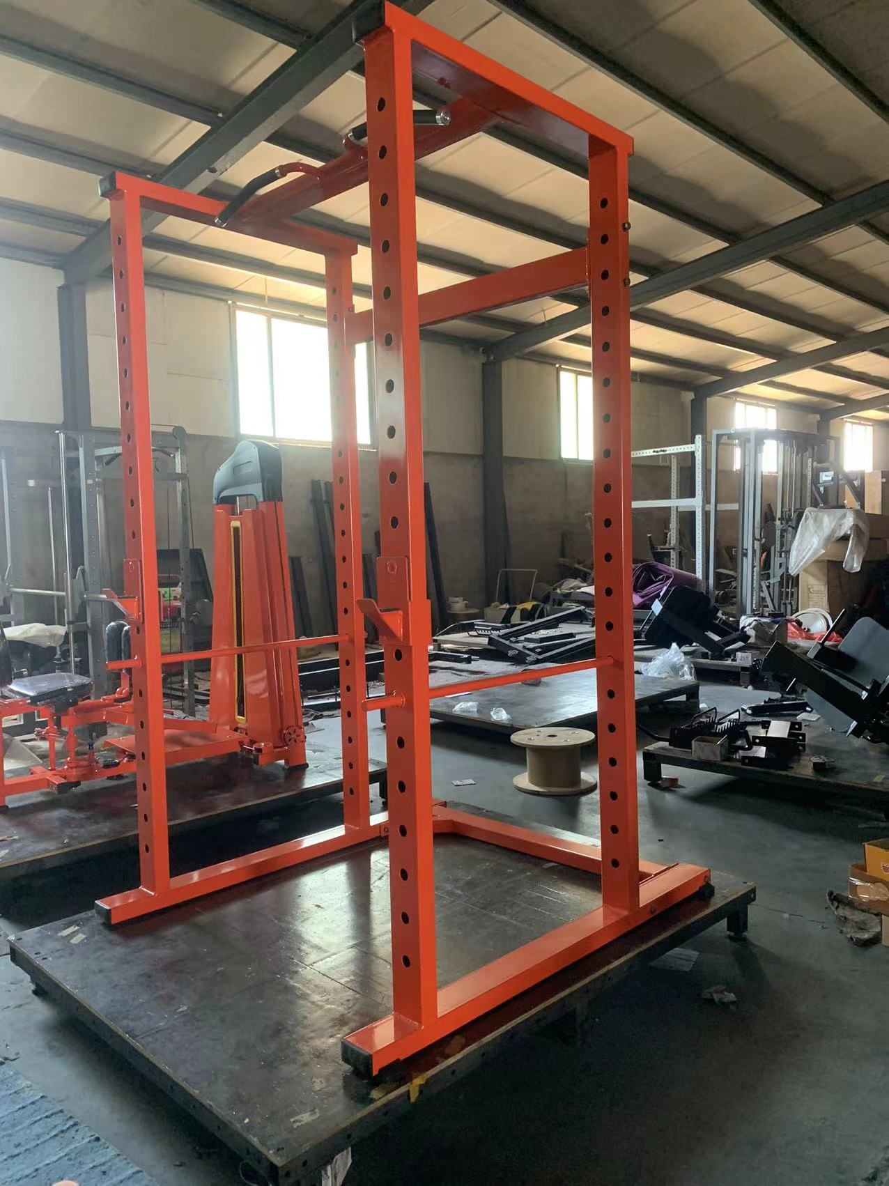 Klatka treningowa i stojak do  – Home Gym Equipments recenzja i cena